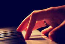 米兰体育,-奥运前奏，西亚卡姆接管关键战，爵士连续得分压制快船