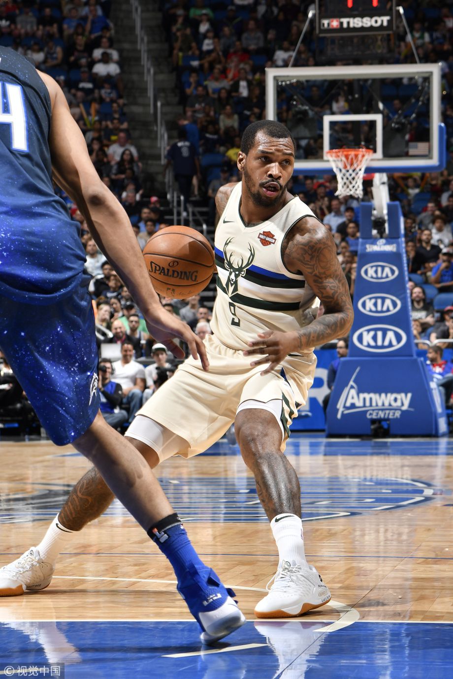 雄鹿再胜魔术完成三连胜的简单介绍