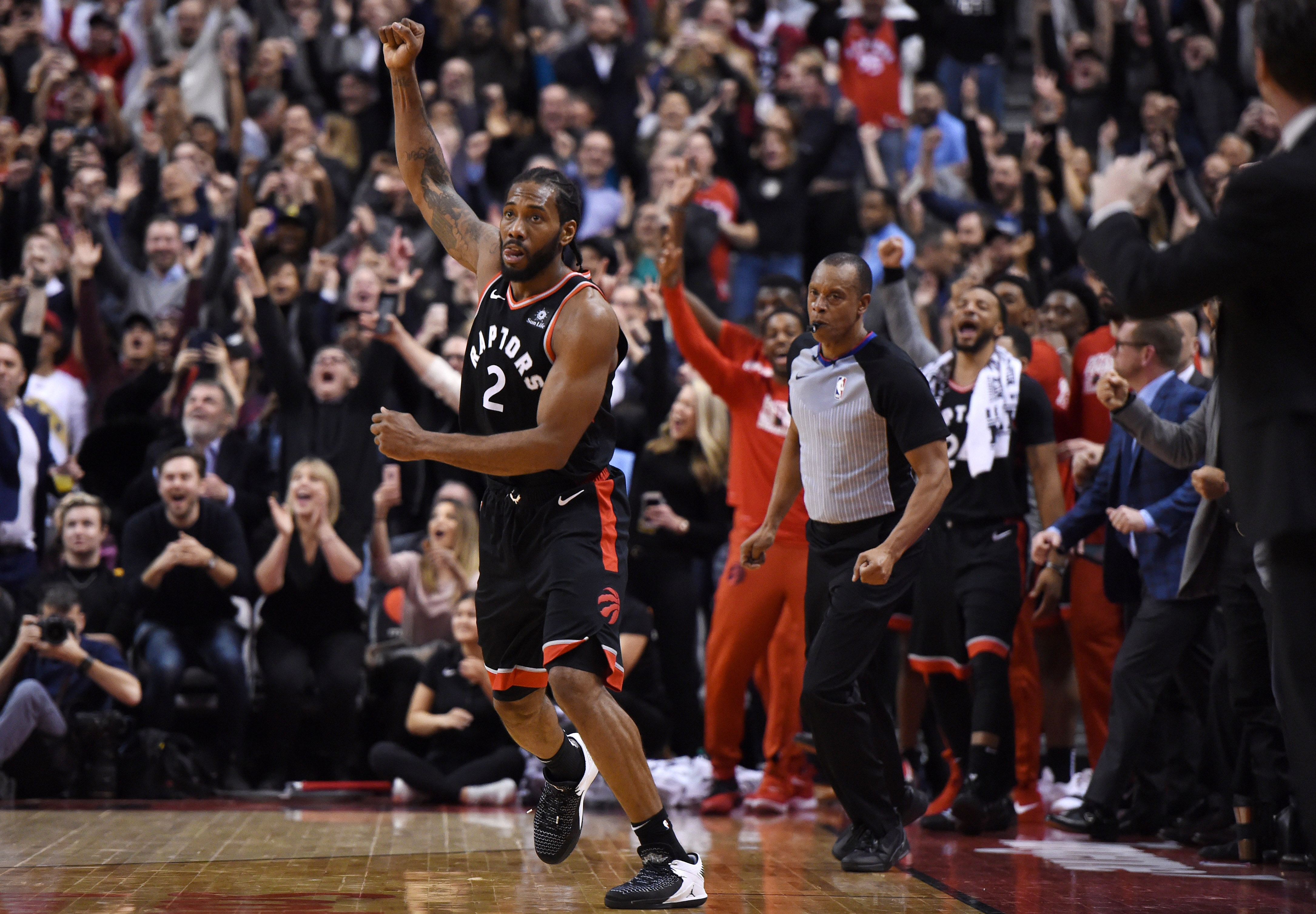 猛龙战胜篮网，取得关键胜利